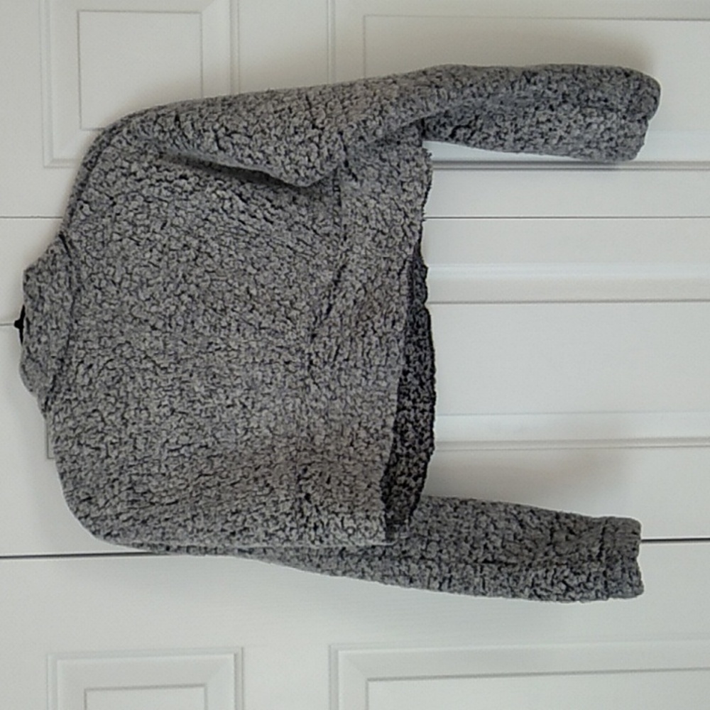 Time and Tru cropped sweater - Picture 3 of 3